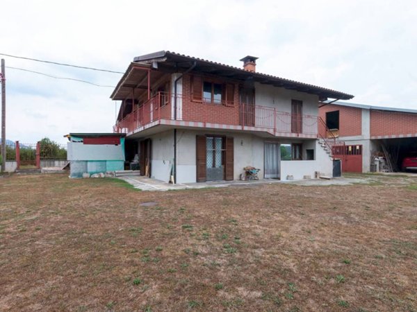 casa indipendente in vendita ad Envie