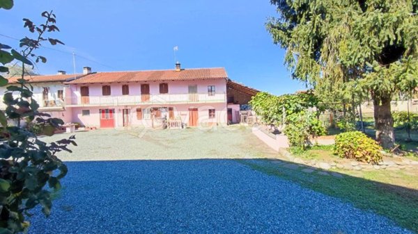 casa indipendente in vendita ad Envie