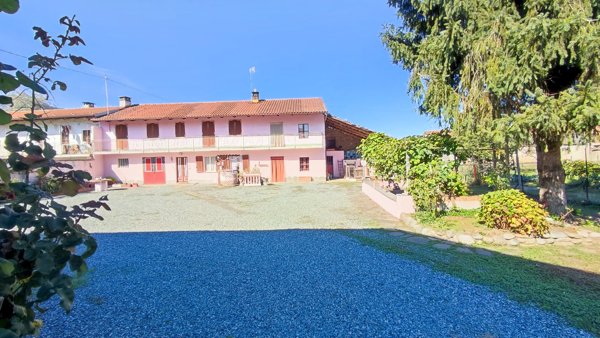 casa indipendente in vendita ad Envie