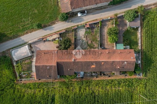 casa semindipendente in vendita ad Envie