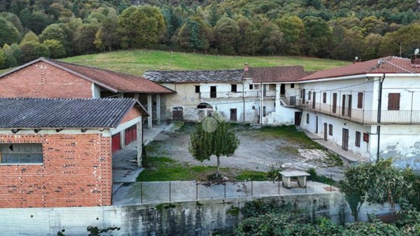 casa indipendente in vendita ad Envie