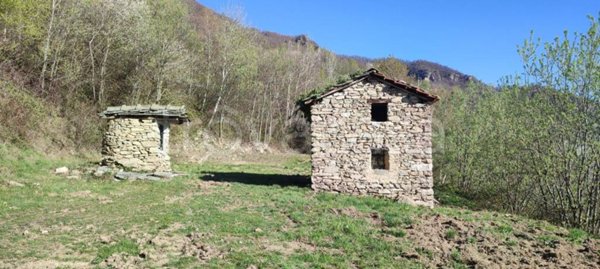 casale in vendita ad Envie