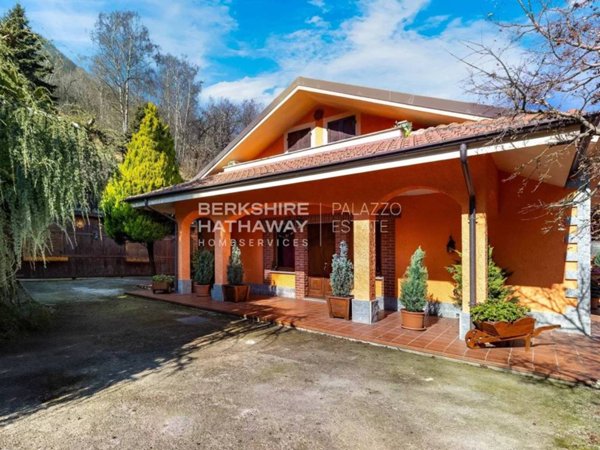 casa indipendente in vendita ad Envie