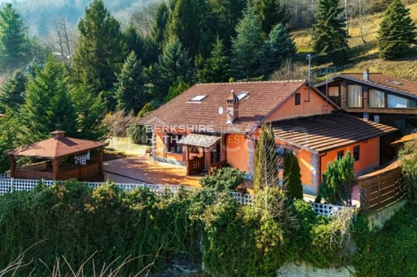 casa indipendente in vendita ad Envie