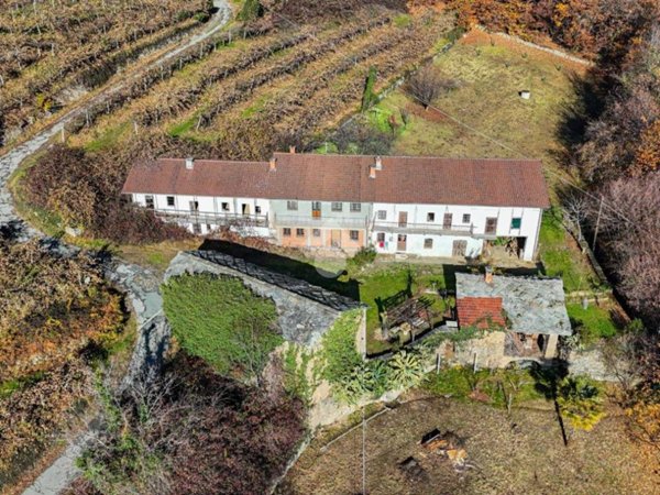 casa semindipendente in vendita ad Envie in zona Occa