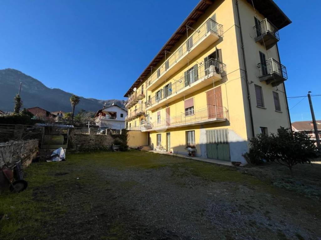 appartamento in vendita ad Envie in zona Occa