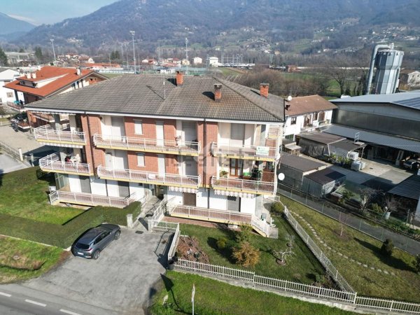 appartamento in vendita ad Envie