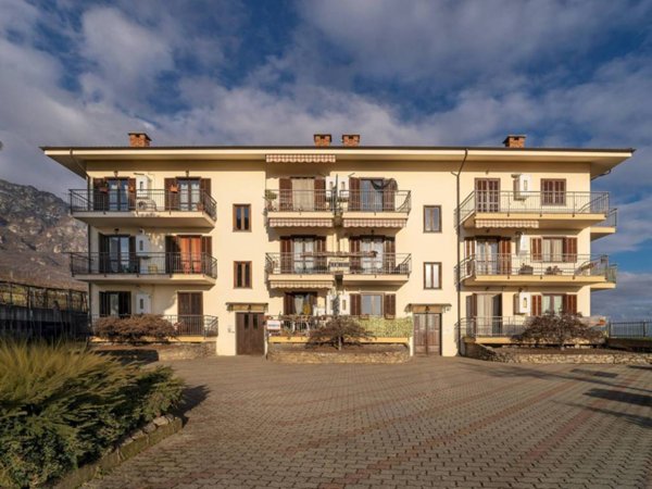 appartamento in vendita ad Envie