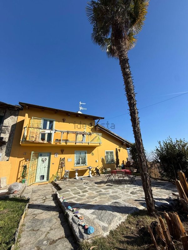 casa indipendente in vendita ad Envie