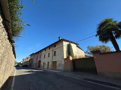 casa indipendente in vendita ad Envie in zona Occa