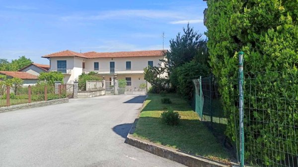casa indipendente in vendita a Farigliano