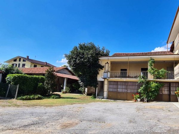 casa indipendente in vendita a Farigliano
