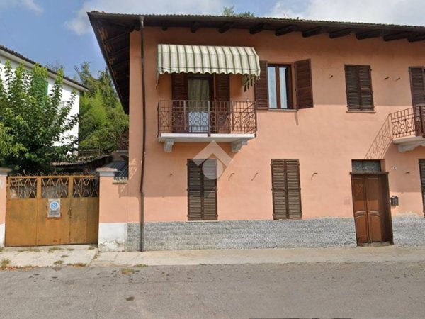 casa indipendente in vendita a Farigliano