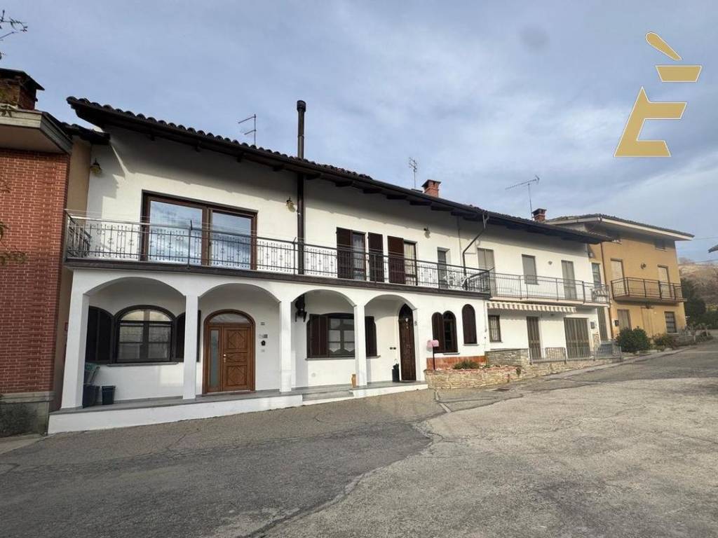casa indipendente in vendita a Farigliano
