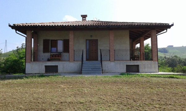 casa indipendente in vendita a Farigliano