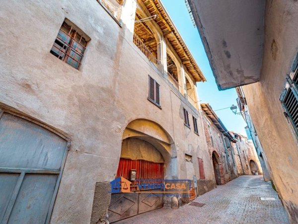 casa indipendente in vendita a Farigliano