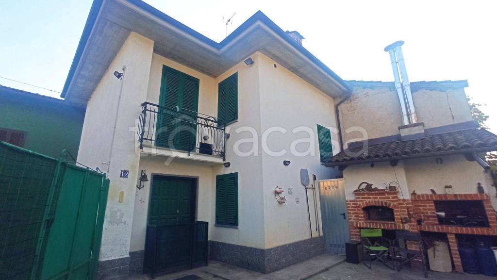 casa indipendente in vendita a Farigliano
