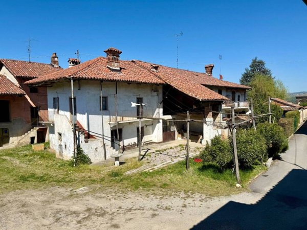 casa indipendente in vendita a Farigliano