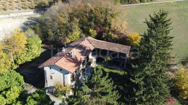 casa indipendente in vendita a Farigliano