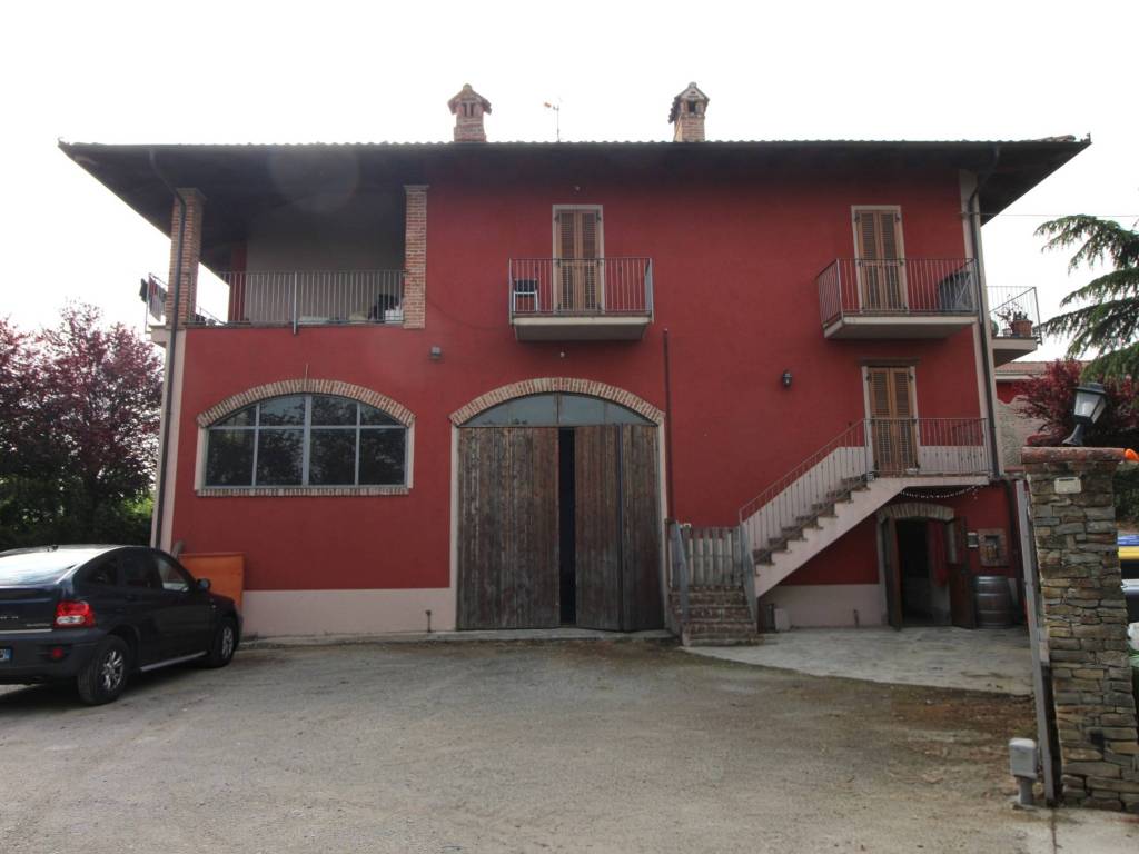 casa indipendente in vendita a Farigliano
