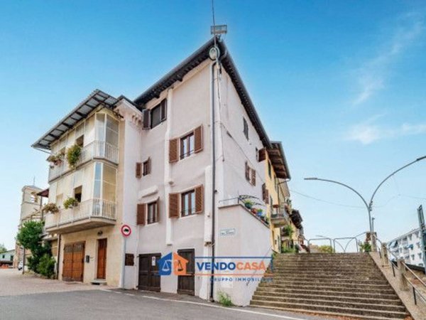 casa indipendente in vendita a Farigliano
