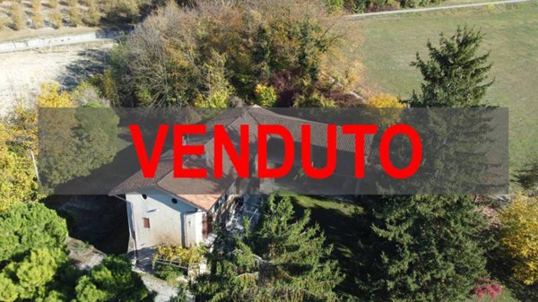 casa indipendente in vendita a Farigliano