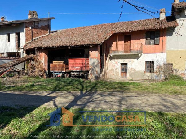 casale in vendita a Fossano in zona Murazzo