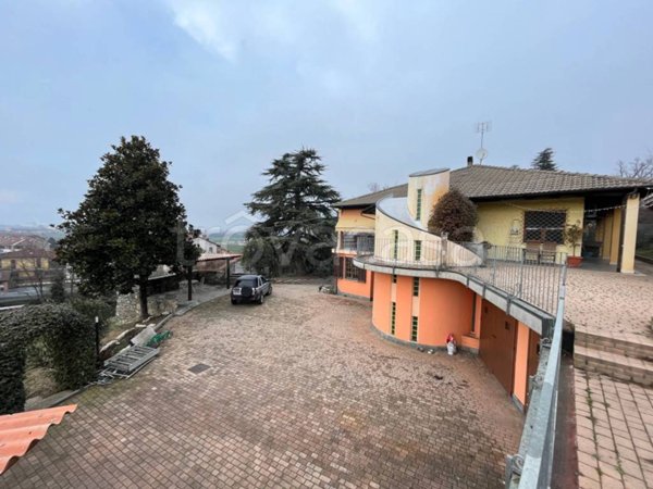 casa indipendente in vendita a Fossano