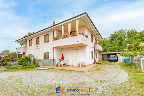 casa indipendente in vendita a Fossano in zona San Sebastiano