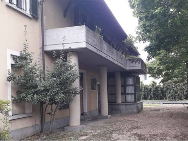 casa indipendente in vendita a Fossano