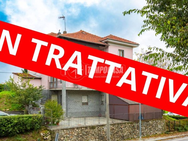 casa indipendente in vendita a Fossano