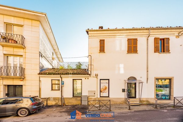 locale commerciale in vendita a Fossano