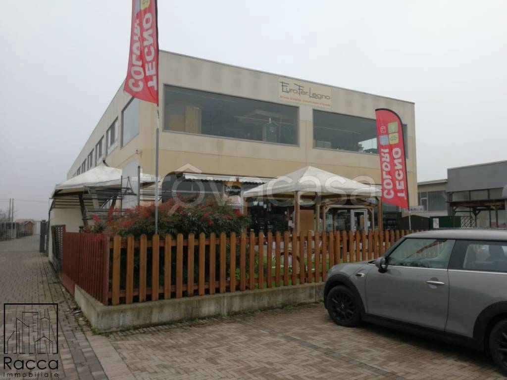 negozio in vendita a Fossano