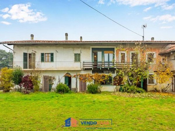 casa indipendente in vendita a Fossano in zona Mellea