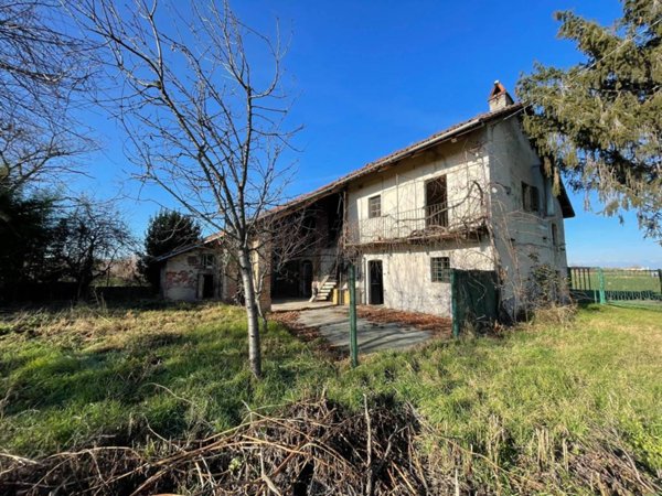 casa indipendente in vendita a Fossano in zona Cussanio