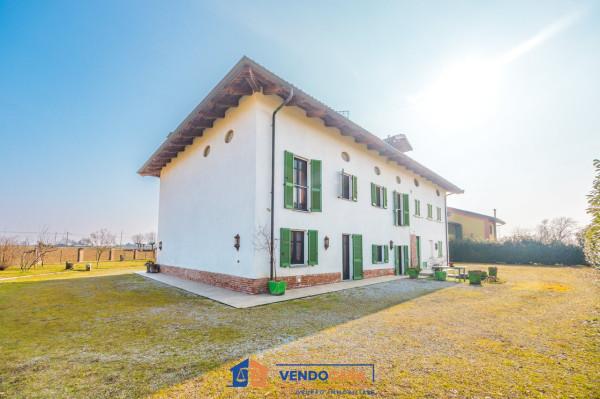casa indipendente in vendita a Fossano in zona Santa Lucia