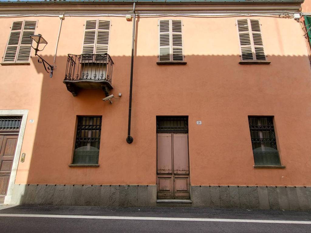casa indipendente in vendita a Fossano