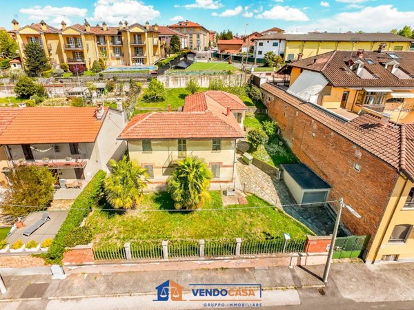 casa indipendente in vendita a Fossano