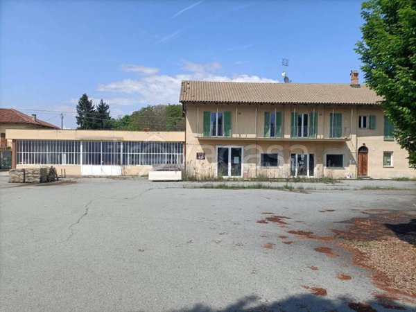 casa indipendente in vendita a Fossano
