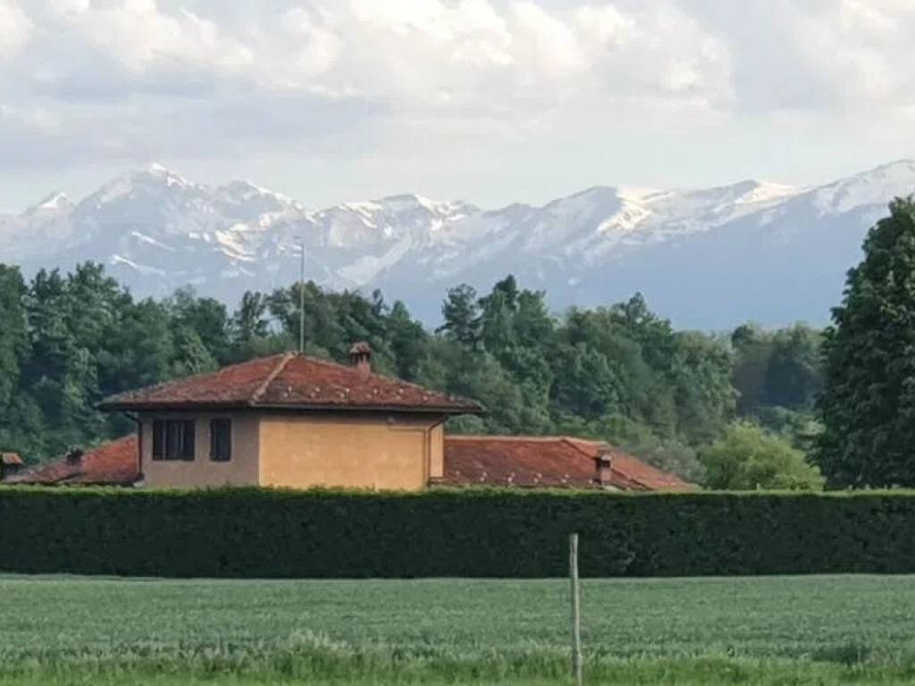 casa indipendente in vendita a Fossano