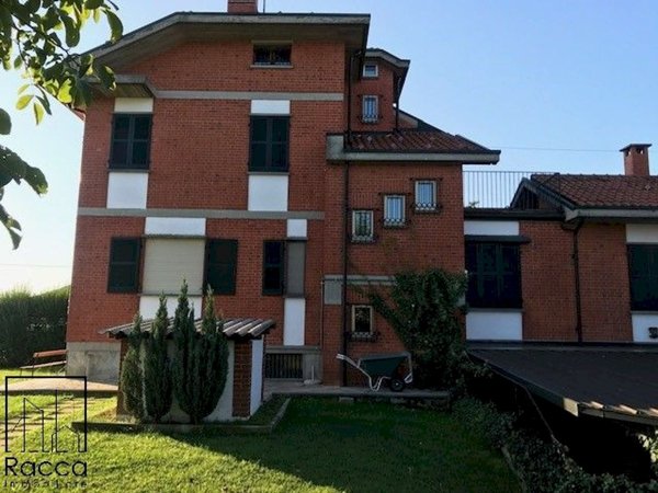 casa indipendente in vendita a Fossano