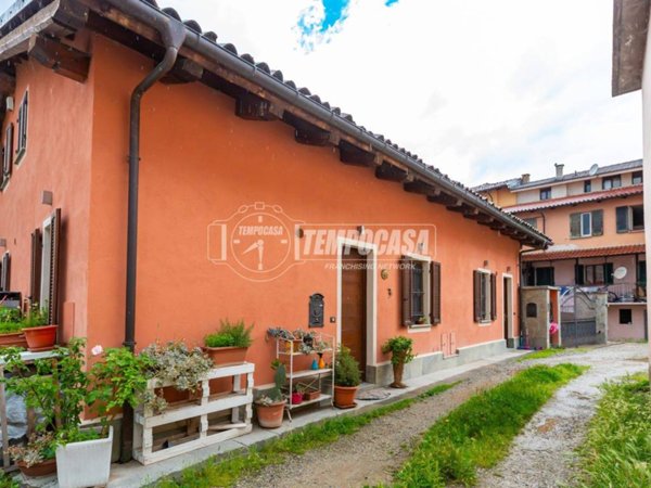 casa indipendente in vendita a Fossano