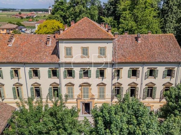 casa indipendente in vendita a Fossano in zona Piovani