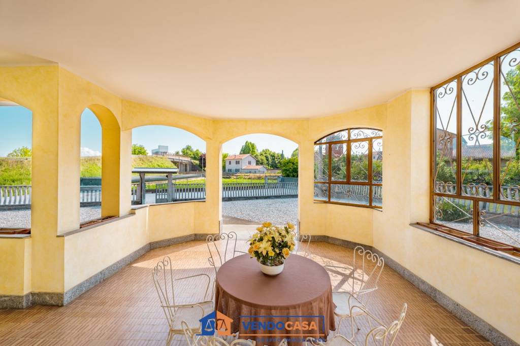 casa indipendente in vendita a Fossano in zona Cussanio