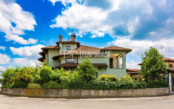casa indipendente in vendita a Fossano