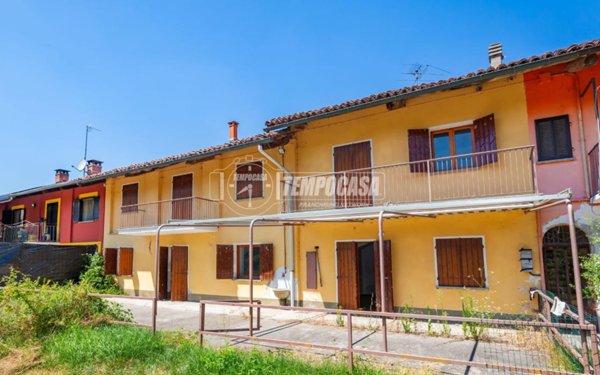 casa indipendente in vendita a Fossano