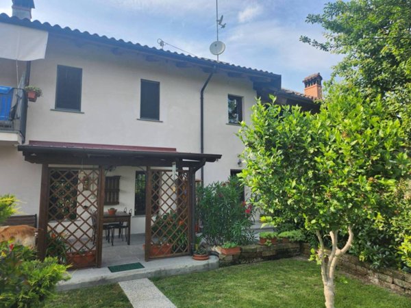 casa indipendente in vendita a Fossano