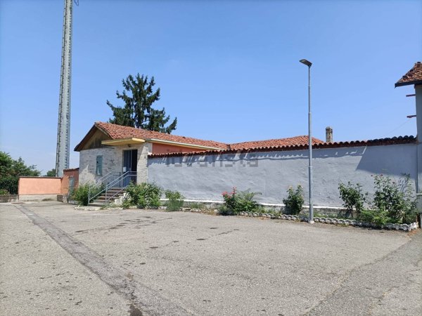 casa indipendente in vendita a Fossano