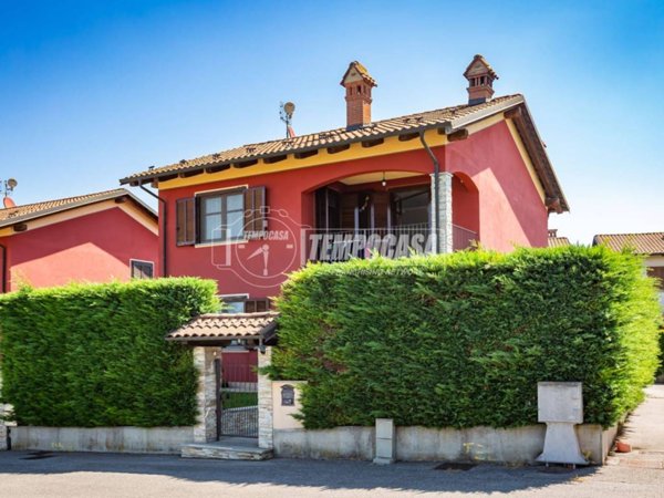 casa indipendente in vendita a Fossano