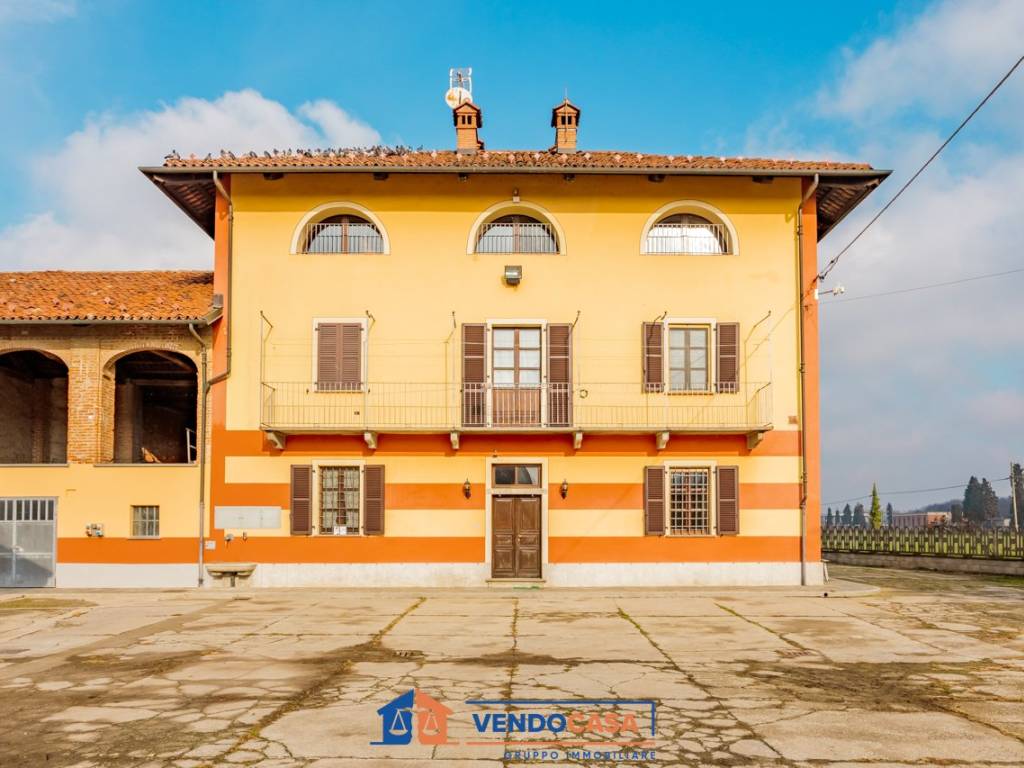 casa indipendente in vendita a Fossano
